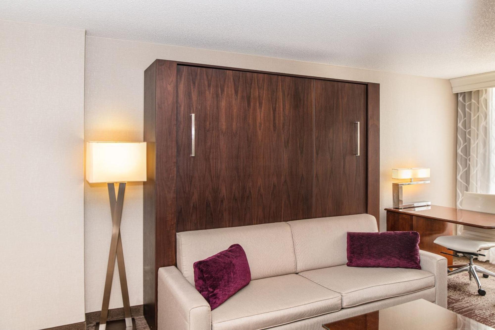 Chicago Marriott Hotel 4*